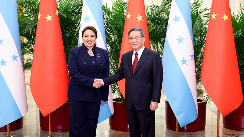 Le PM chinois rencontre la présidente hondurienne CGTN