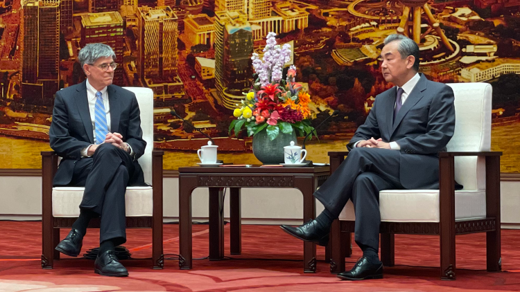 Le Haut Diplomate Chinois Wang Yi Rencontre L Ancien Secr Taire