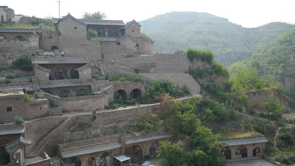 Village De Lijiashan Un Lot De Tranquillit Taill E Dans Une Falaise