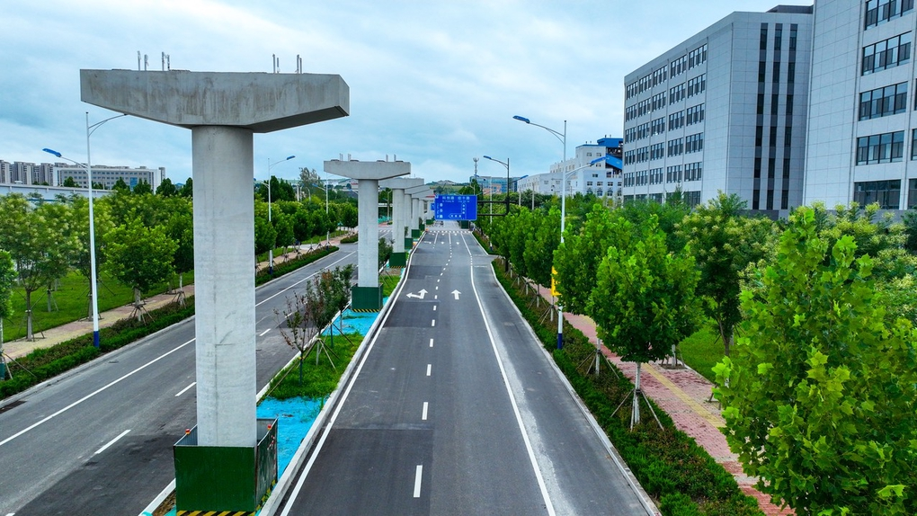 Jinan : la première ligne destinée au « bus aérien » est en ...